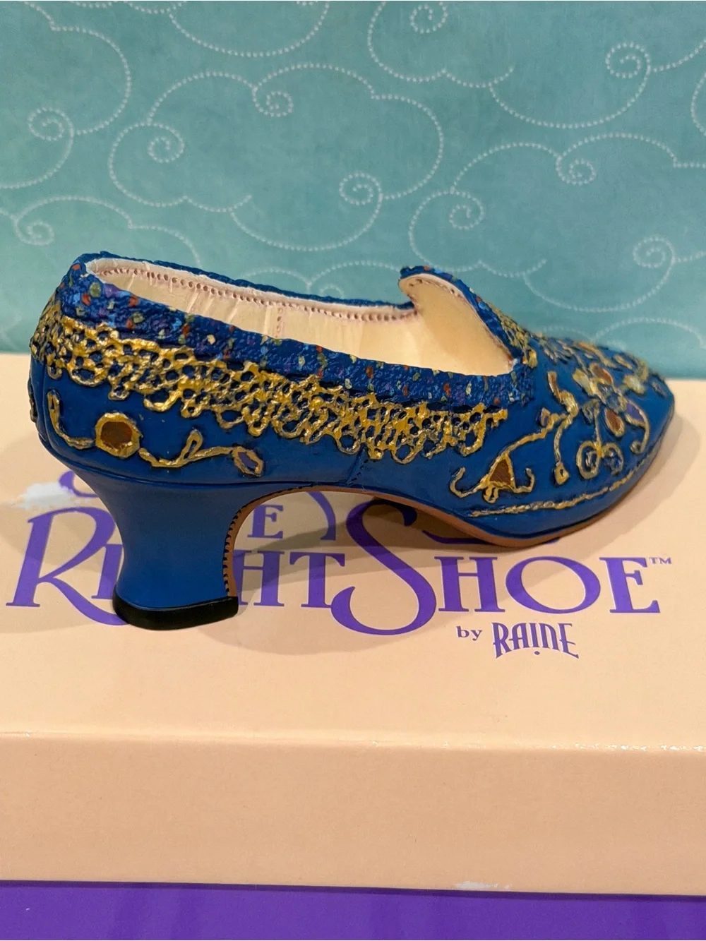 Just the Right Shoe “The Empress” #25012